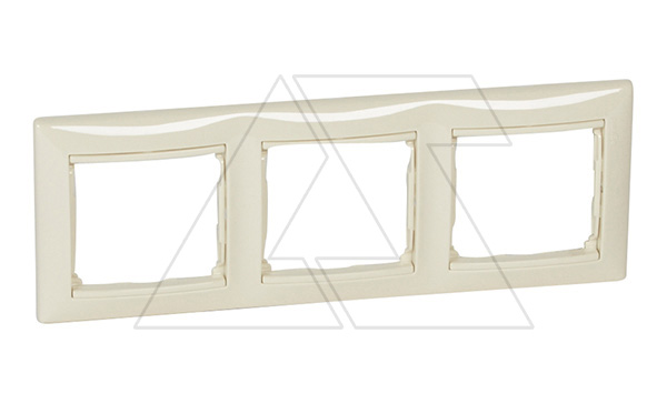 Valena - Рамка 3 поста верт/гориз, слоновая кость (инд. упаковка)