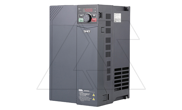 Преобразователь частоты EM730-022-3B, 400VAC, 22kW, 45/49A, ЭМС C3, IP20, корп.A4