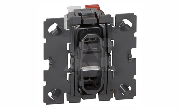 Celiane - Выключатель  6А, кнопочный, НО/НЗ контакт, с возможностью подстветки, пруж. зажимы, без лицевой панели