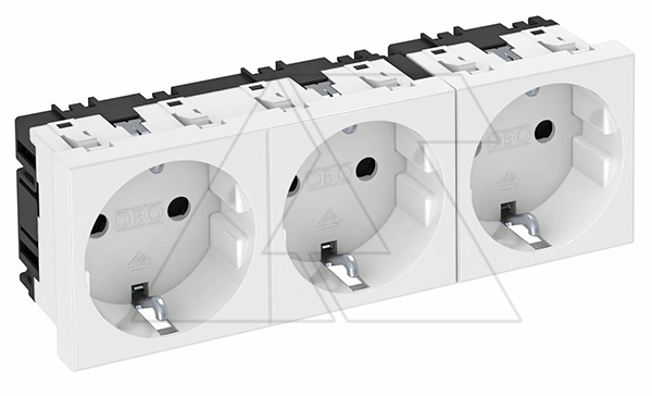 Розетка SKS-D0 RW3, 3х2P+E нем. ст., 16А, 250V ~, 0°, пруж. зажимы, защ. шторки, белый, поликарбонат