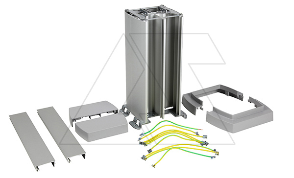 Мини-колонна 0,3m, 4 секции, корпус и крышка из алюминия, цвет алюминий
