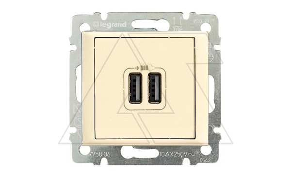 Valena - Розетка с 2-мя коннекторами USB Type A, сл.кость