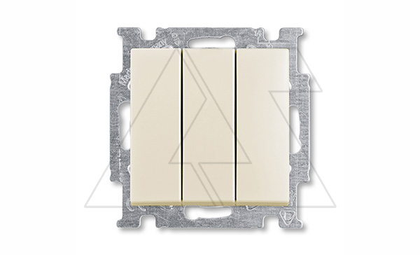 Basic 55 - Выключатель трехклавишный (сл.кость, блистер)