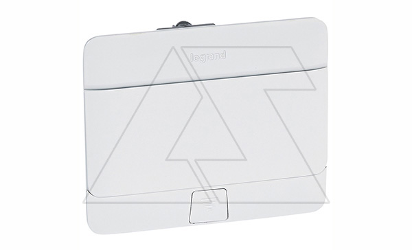 Блок розеточный неукомпл.выдвижной 4М, белый