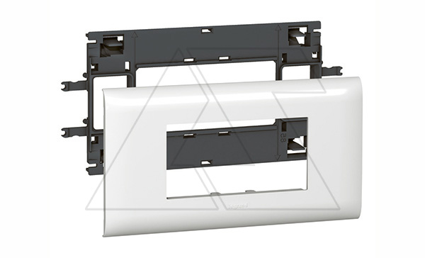 Mosaic - Суппорт на 4M для гибкой крышки 85мм кабель-канала DLP